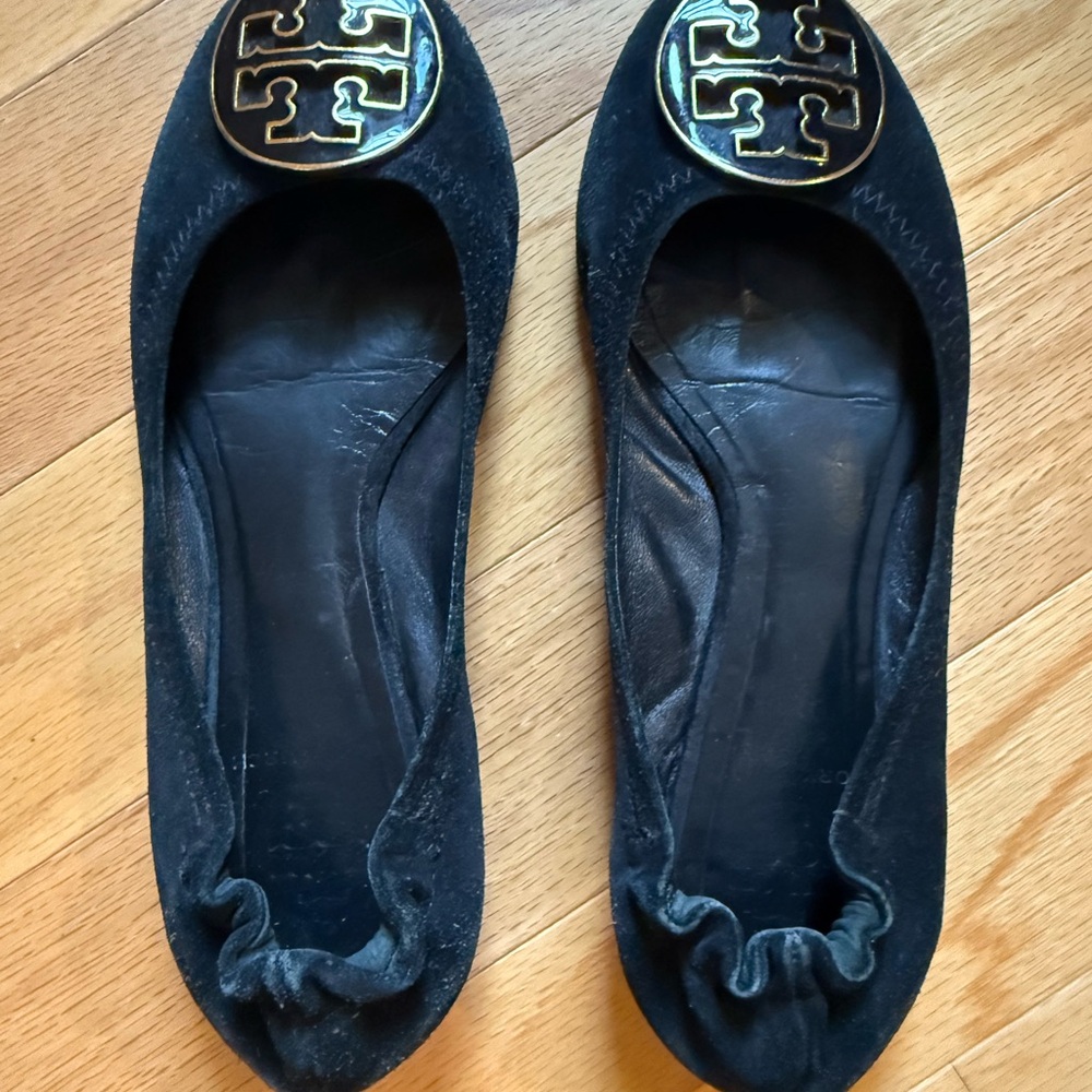 Tory Burch Reva Black Velvet Flats with Gold Logo size 6